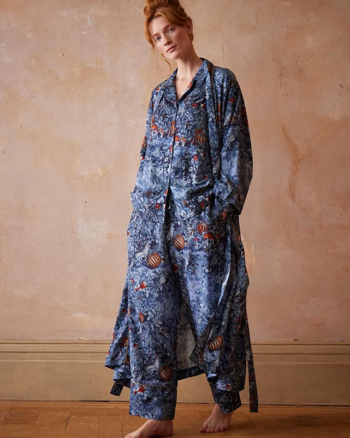 Kimonos-Fable England Nocturnal Garden Kimono Midnight Blue